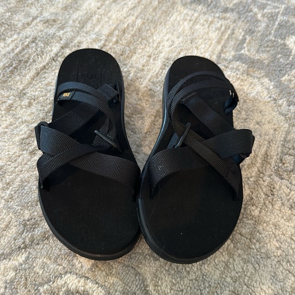 Teva Voya - Picture 2 of 3